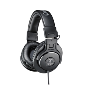 Closed-back dynamic monitor headphones