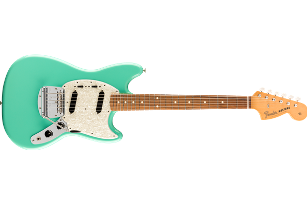 Three Centuries of Piano Music: 18th, 19th & 20th Centuries - Early Intermediate Level Schirmer Perf