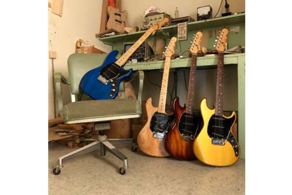 Skyhawk CLF, Natural, Maple Fretboard